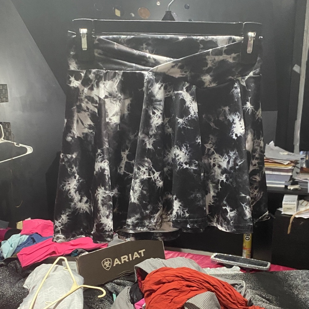 Black and White Tie-Dye Skirt
